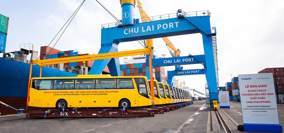 The first THACO branded buses