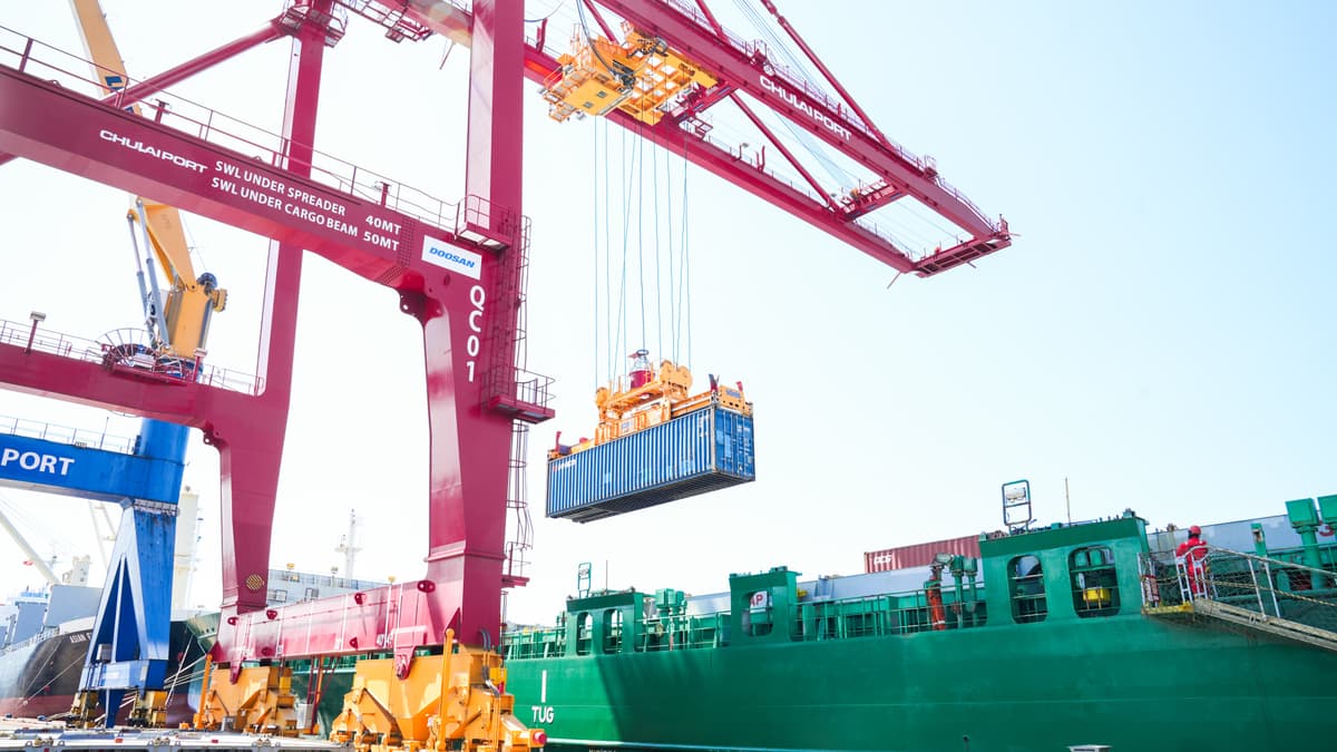 Kia New Carnival painted bodies and components