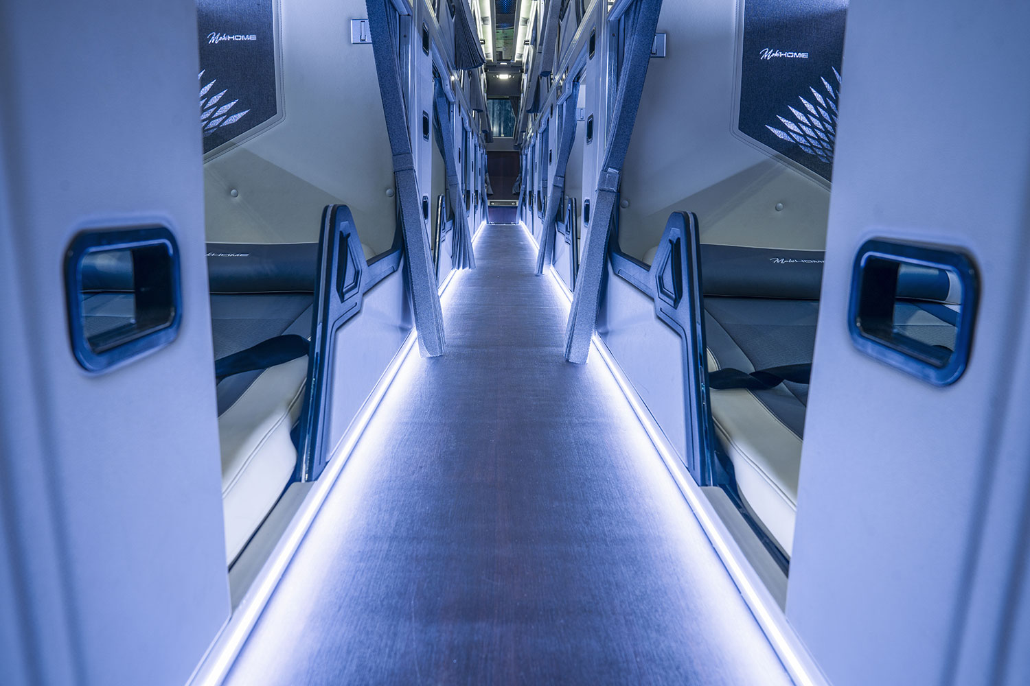 AISLE FLOORING